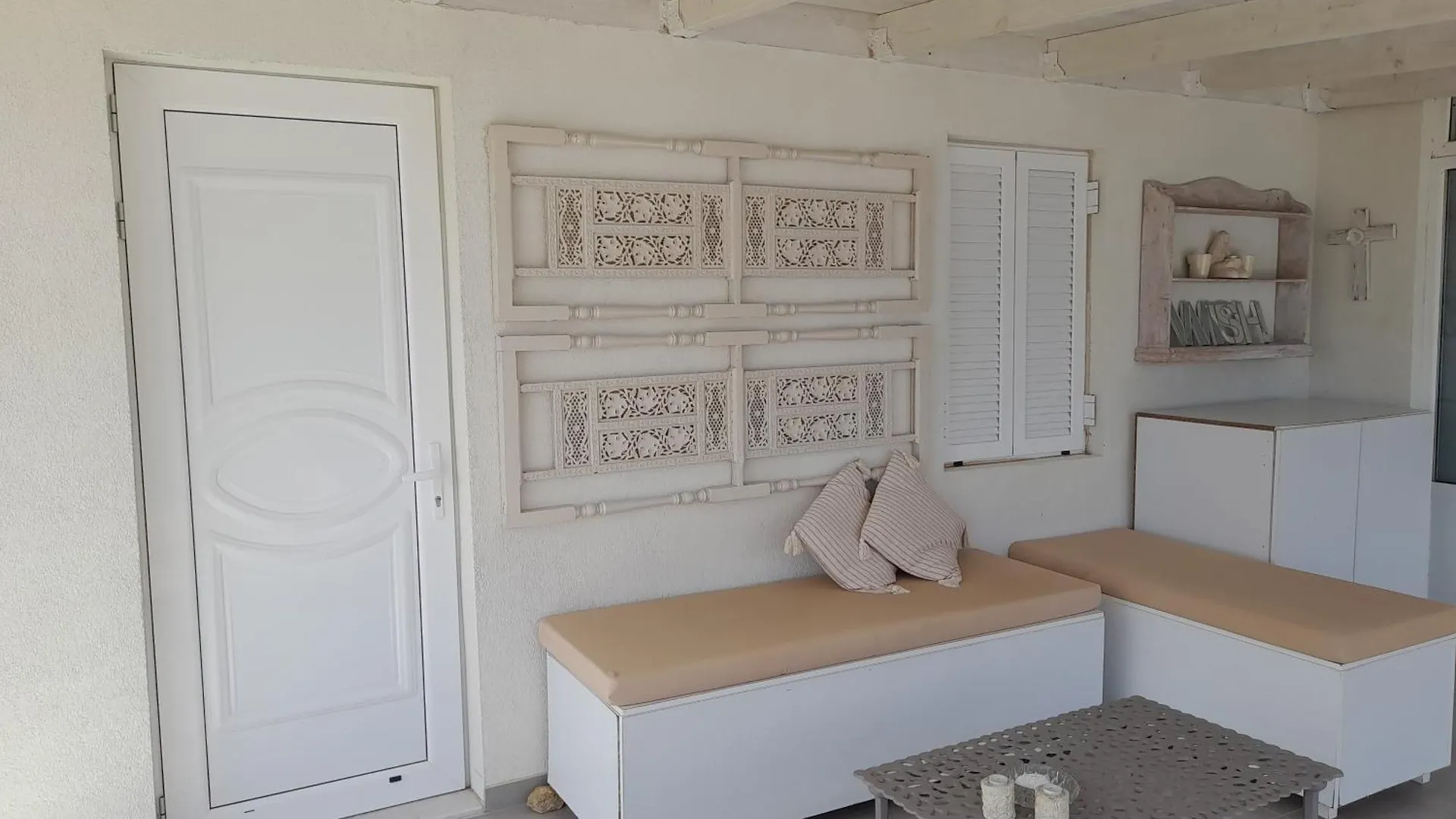 Holiday home The Blue Door Hotel Lixouri