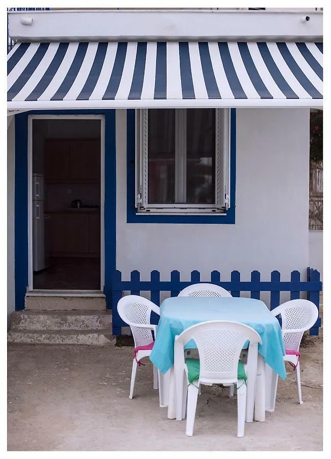 The Blue Door Hotel Lixouri Holiday home